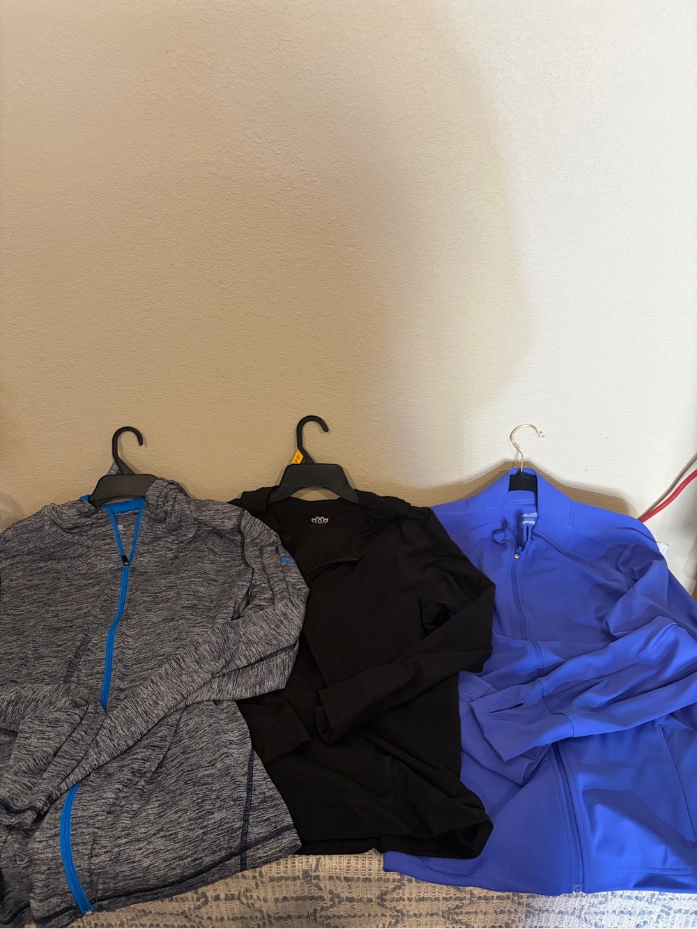 Bundle all XL
Under Armour, Avia & Maurice's jackets